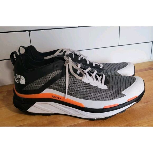 The North Face Men's VECTIV Infinite Shoes Size 12 Athletic Shoes Black Orange - Picture 1 of 10
